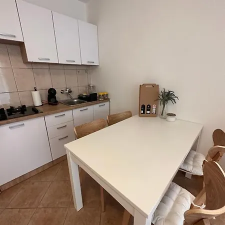 Relax And Unwind: Family-friendly House Near In Zagrad Zadar